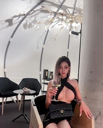 Full leaked Heyimbee / private photo