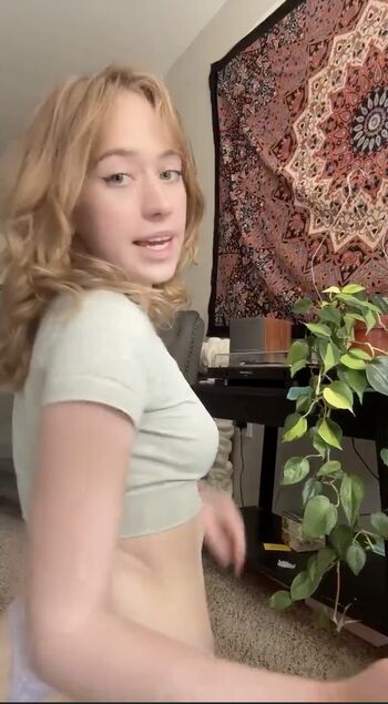 Full leaked Siru/ private photo
