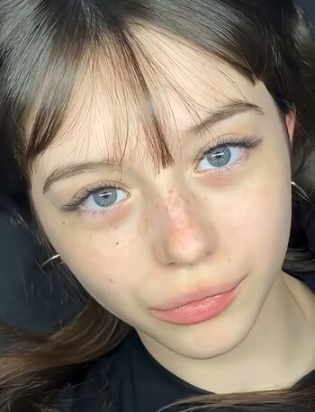 Full leaked Who is this private photo