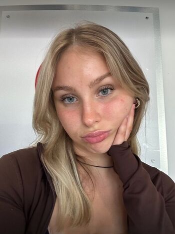 Full leaked N a / private photo