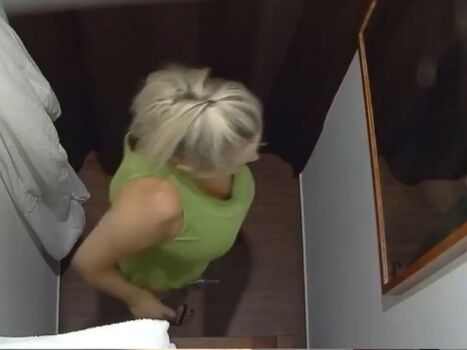Full leaked Gloryhole swallow / private photo