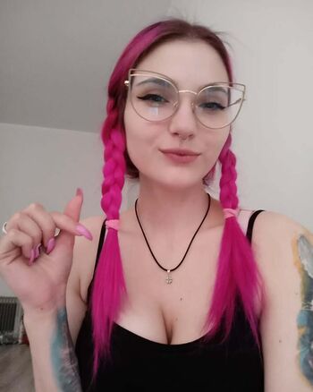 Full leaked Peachykai / private photo