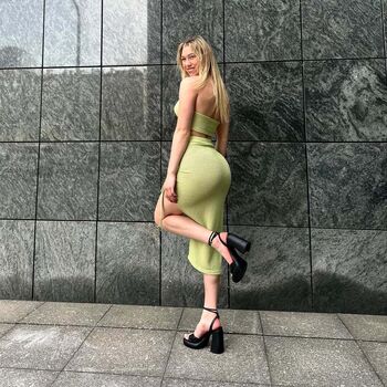 Full leaked Who is this / private photo