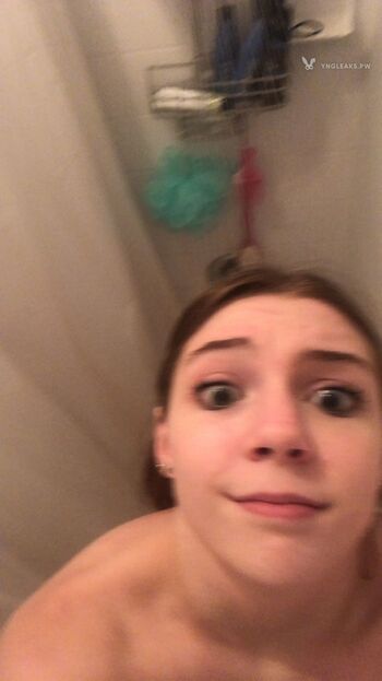 Full leaked Evawishx / private photo
