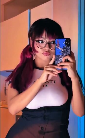 Full leaked Lucy mochi / private photo