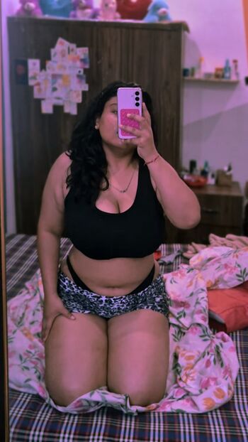 Full leaked Who says private photo