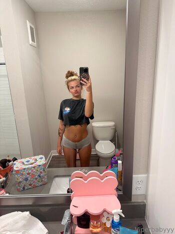 Full leaked Whostessa page private photo