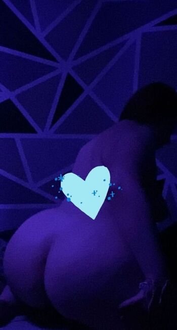 Full leaked Wikaaa private photo