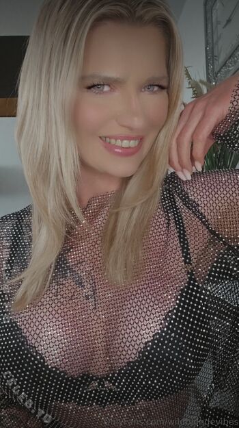 Full leaked Wildblondevibes private photo