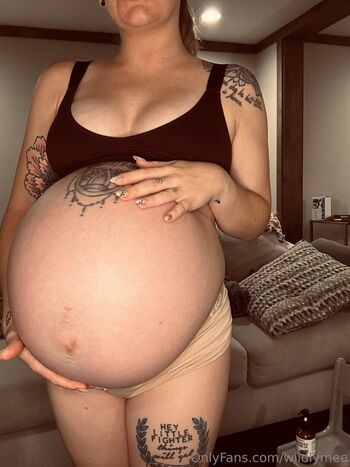 Full leaked Wildlymee private photo
