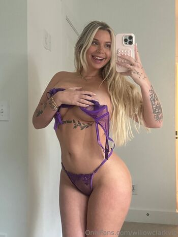 Full leaked Willow clark private photo