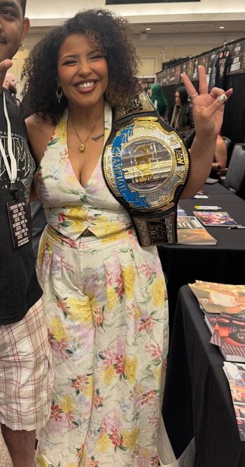 Willow Nightingale