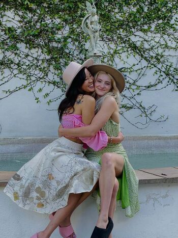 Full leaked Willow shields private photo