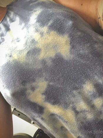 Full leaked Willow sole page private photo