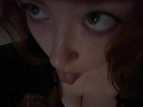 Full leaked Willowtalkk page private photo