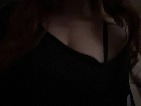 Full leaked Willowtalkk page private photo