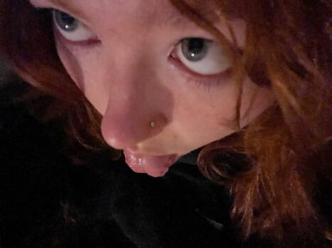 Full leaked Willowtalkk page private photo