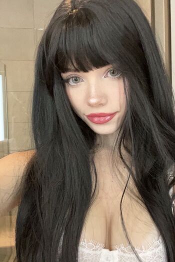 Full leaked Winnie private photo