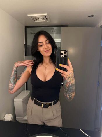 Full leaked Wisalallen private photo