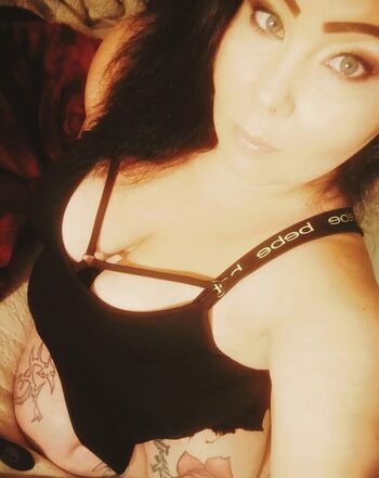 Full leaked Witchymomma private photo