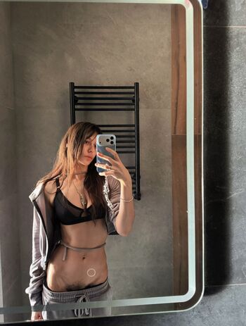 Full leaked Wkshiza private photo
