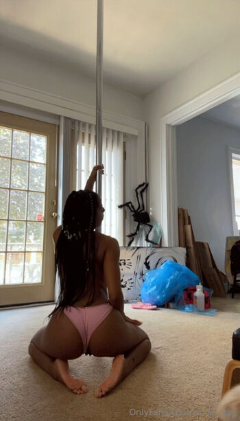 Full leaked Wolfe izzy private photo