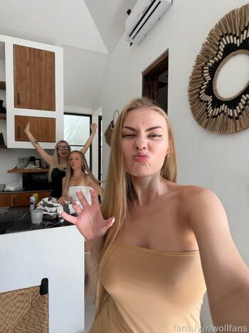 Full leaked Wollfgram private photo