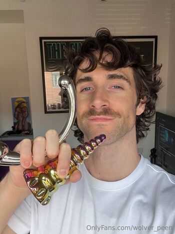 Full leaked Wolver peen private photo