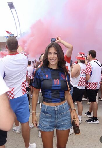 Full leaked Womenbarstool private photo