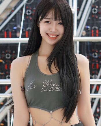 Full leaked Womenk pop page private photo