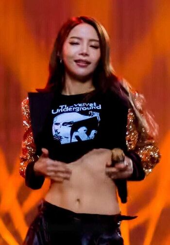 Full leaked Womenk pop page private photo