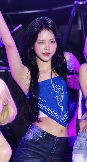 Full leaked Womenk pop page private photo