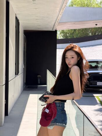Full leaked Womenk pop private photo