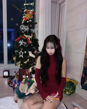 Full leaked Womenk pop private photo