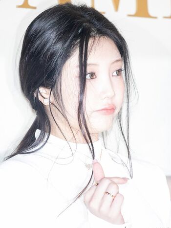 Full leaked Wonhee page private photo