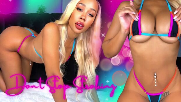 Full leaked Wowarielle page private photo