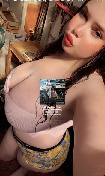 Full leaked Xchloiex private photo