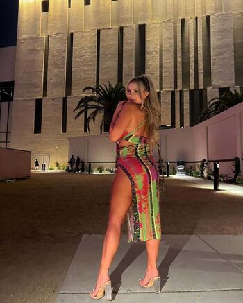Full leaked Xchristiina private photo