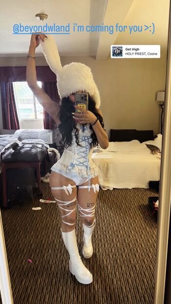 Full leaked Xclusivemelll private photo