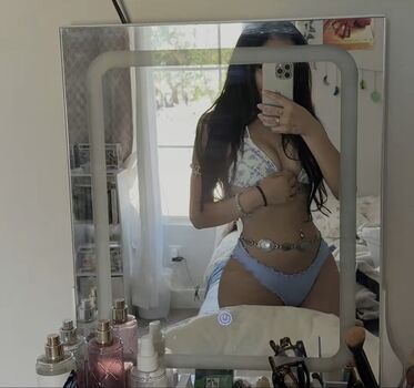 Full leaked Xclusivemelll private photo