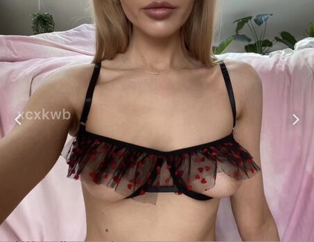 Full leaked Xcxkwb private photo