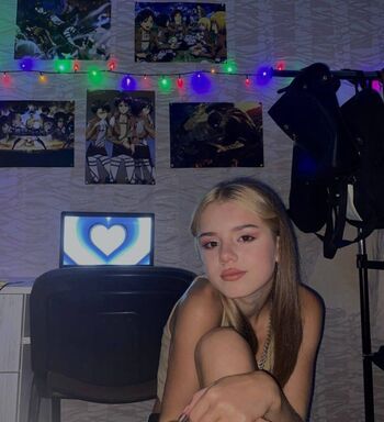 Full leaked Xdhkaaaa private photo