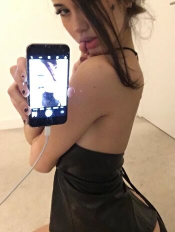 Full leaked Xeiyza page private photo