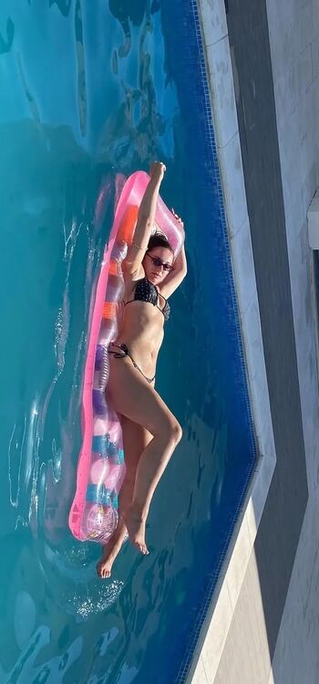 Full leaked Xemilyhayess page private photo