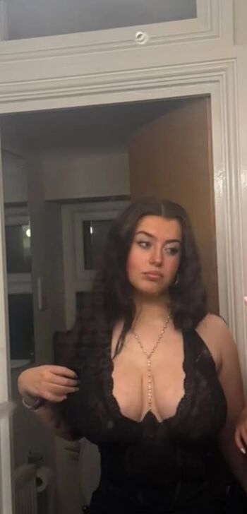 Full leaked Xemilyhayess private photo