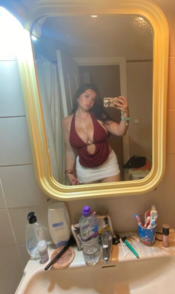 Full leaked Xemilyhayess private photo