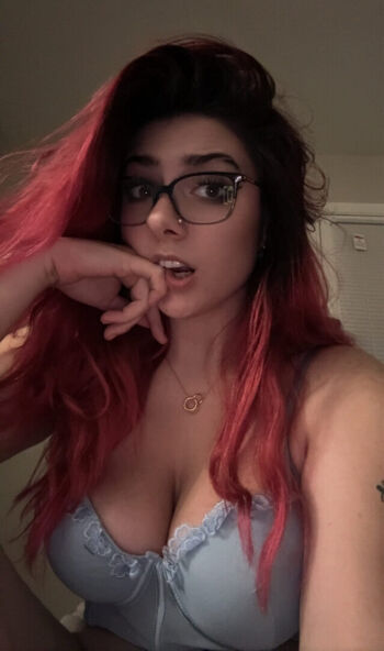 Full leaked Xemsly page private photo
