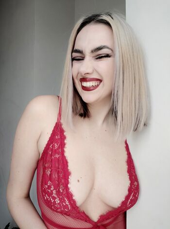Full leaked Xenia model private photo