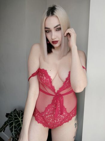 Full leaked Xenia model private photo