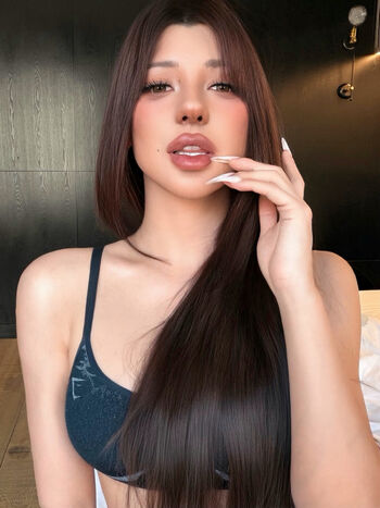 Full leaked Xialan private photo